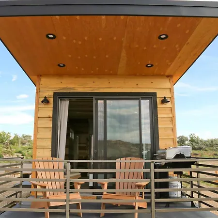Villa Escalante Escapes Holly Hock- King Escape